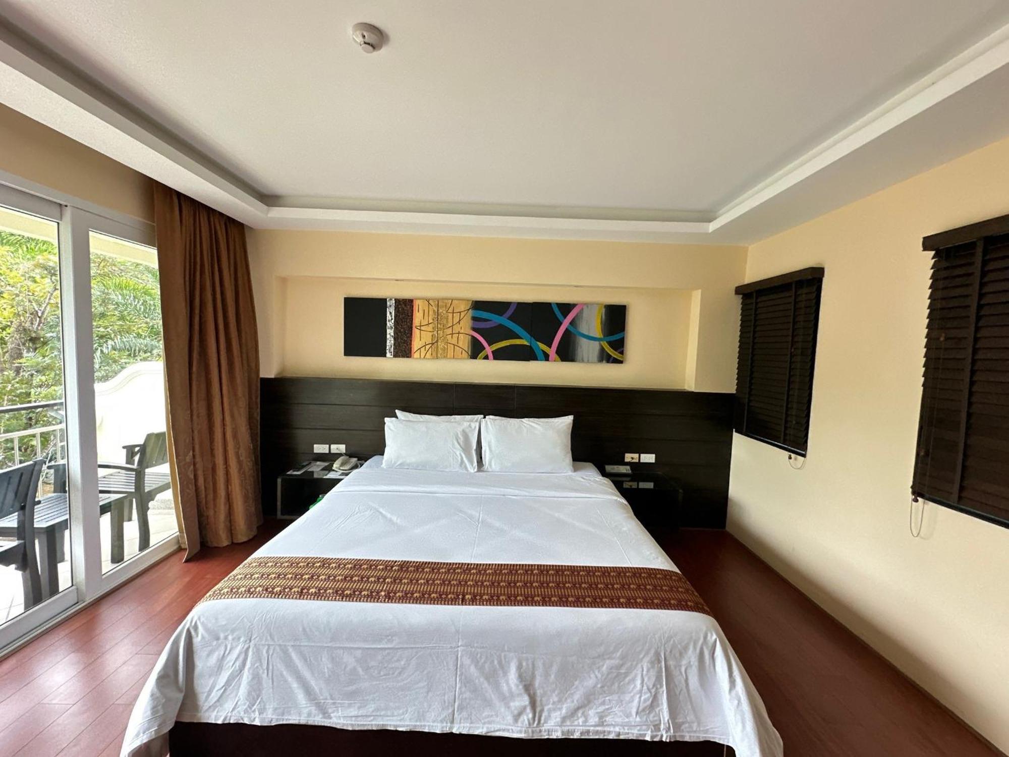 อาม่า รีสอร์ท แอนด์ สปา  Phuket ภายนอก รูปภาพ
